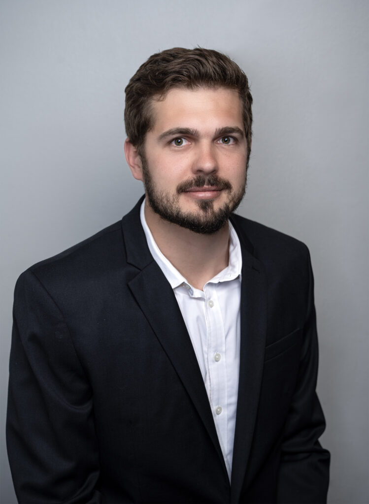Meet our team - AY Logistics